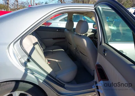 2005 Toyota Camry Xle V6 из США, поврежденный, VIN 4T1BF30K05U609594